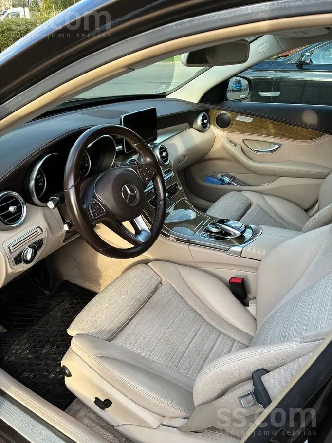 Mercedes-Benz C180 2014 photo 5