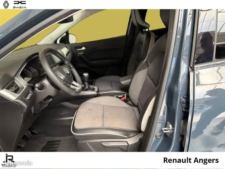 Renault Captur 2022 photo 3