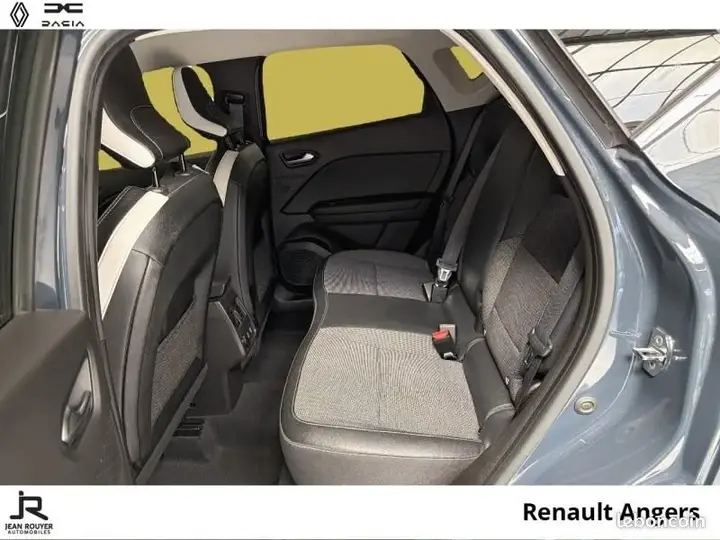 Renault Captur 2022 photo 4