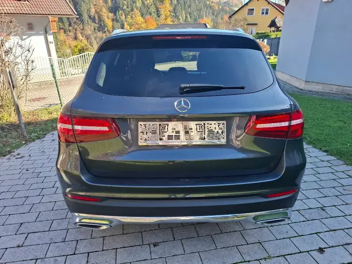 Mercedes-Benz Glc 2016 photo 2
