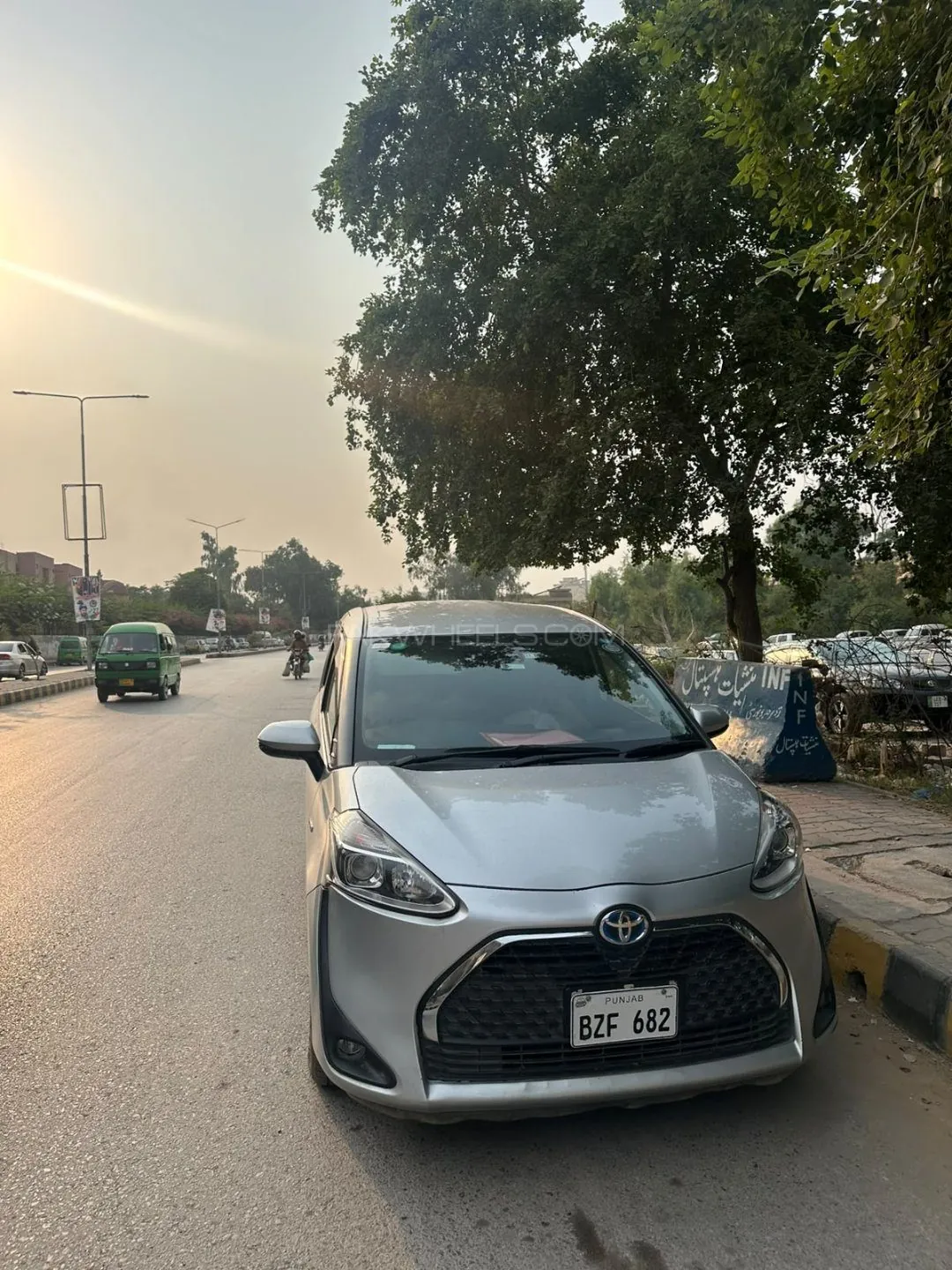 Toyota Sienta
