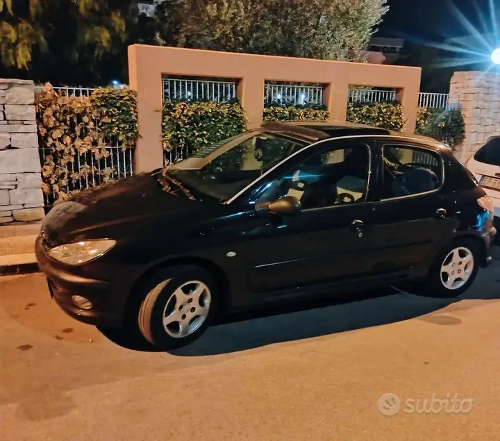 Peugeot 206 2004 photo 3