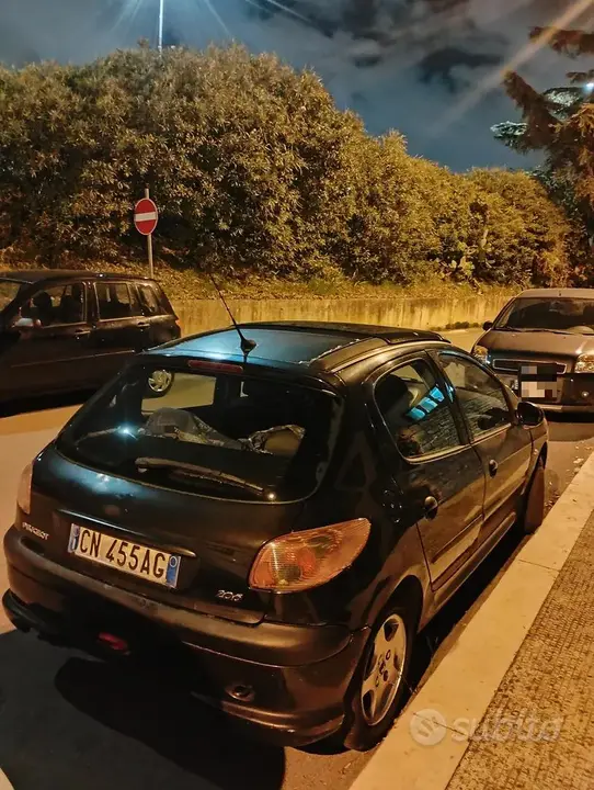 Peugeot 206