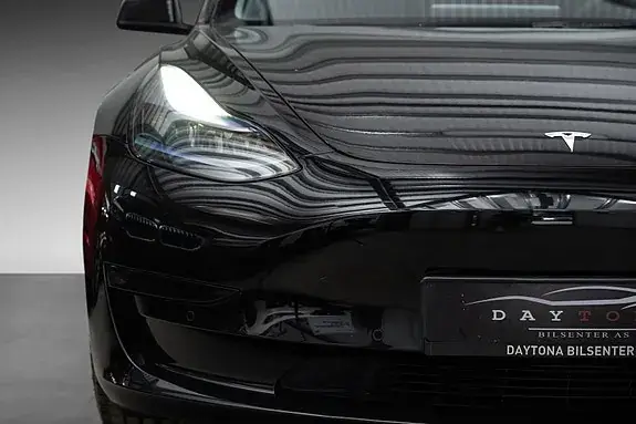 Tesla Model 3 2021 photo 4