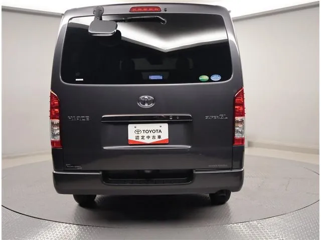 Toyota Hiace 2019 photo 4