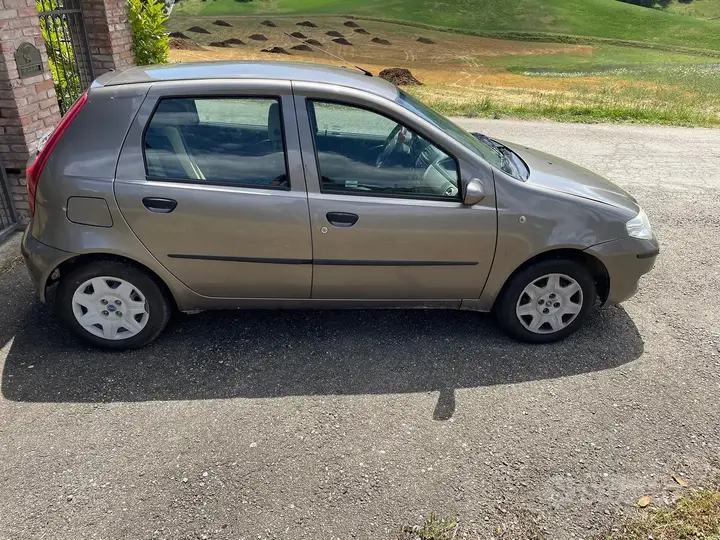 Fiat Punto 2006 photo 5