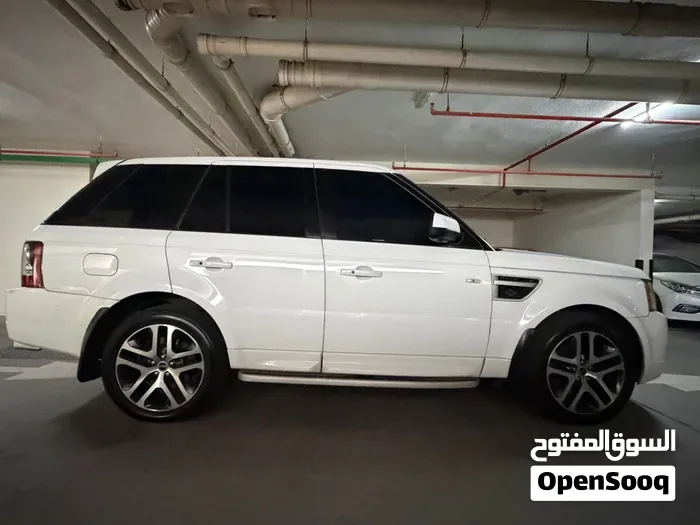 Land Rover Range Rover Sport 2012 photo 2