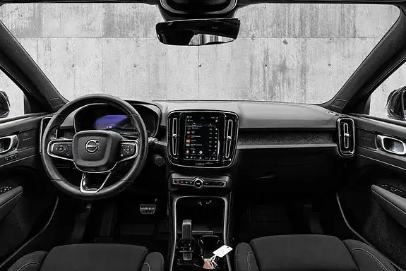 Volvo Xc40 2023 photo 5