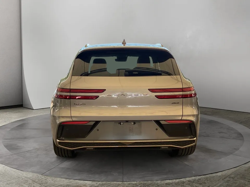 Genesis Gv70 2026 photo 4