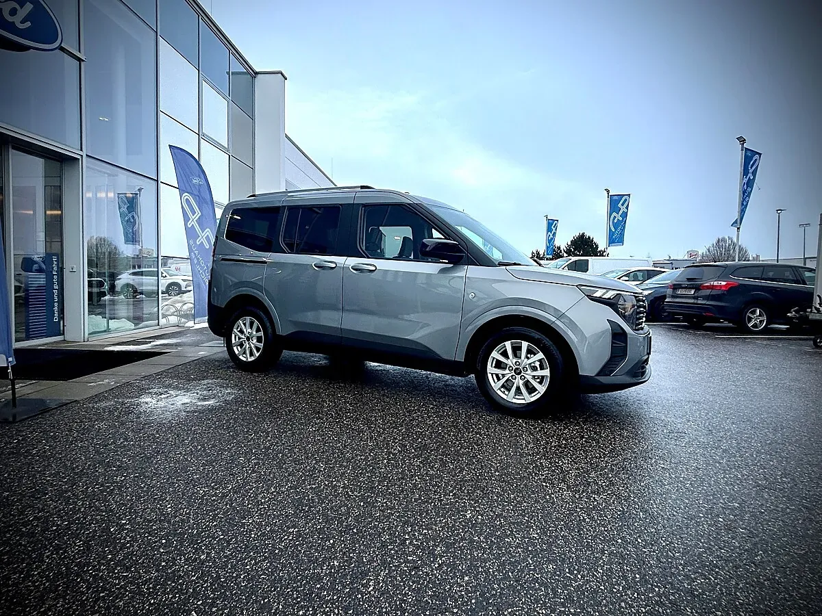 Ford Tourneo photo 5