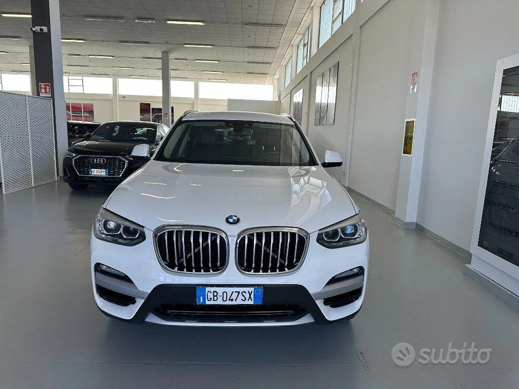 BMW X3 2019 photo 2
