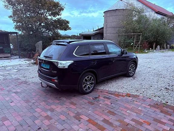 Mitsubishi Outlander 2014 photo 5