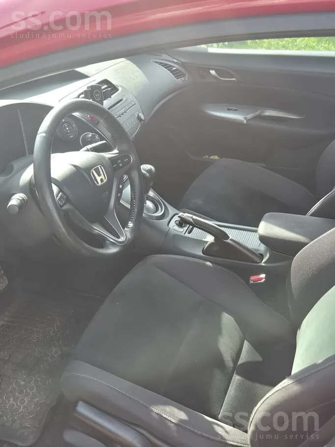 Honda Civic 2011 photo 3