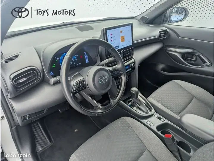 Toyota Yaris Cross 2024 photo 3