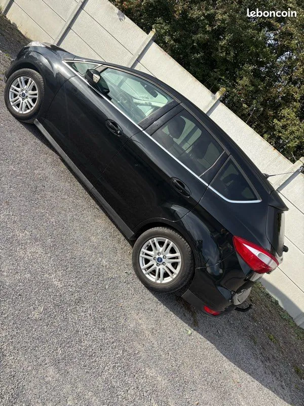 Ford C-Max 2015 photo 2