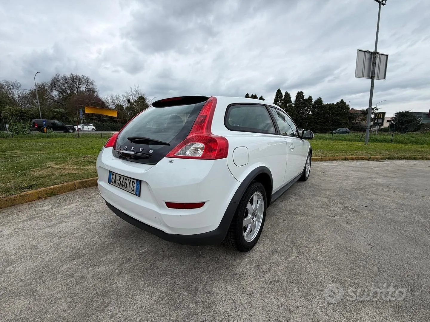Volvo C30 2010 photo 3