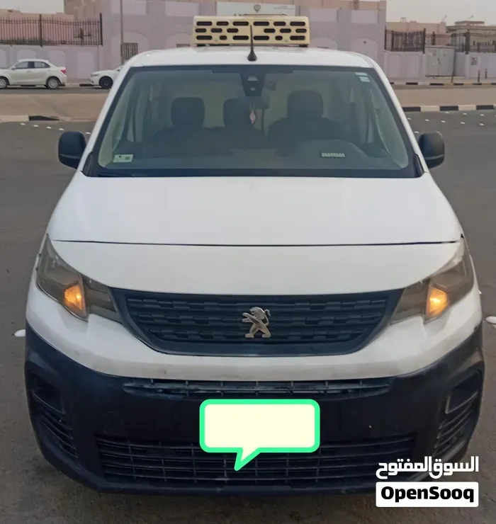 Peugeot Partner 2022 photo 4