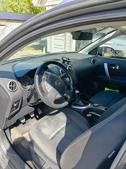 Nissan Qashqai 2011 photo 2