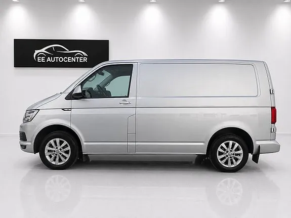 Volkswagen Transporter 2017 photo 2