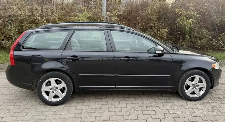 Volvo V50 2009 photo 4
