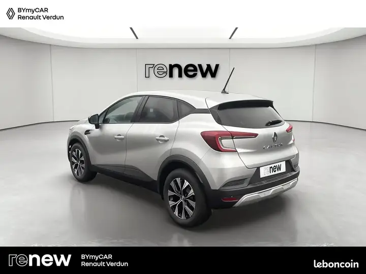 Renault Captur 2024 photo 3