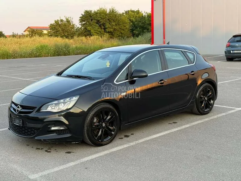 Opel Astra J 2015 photo 2