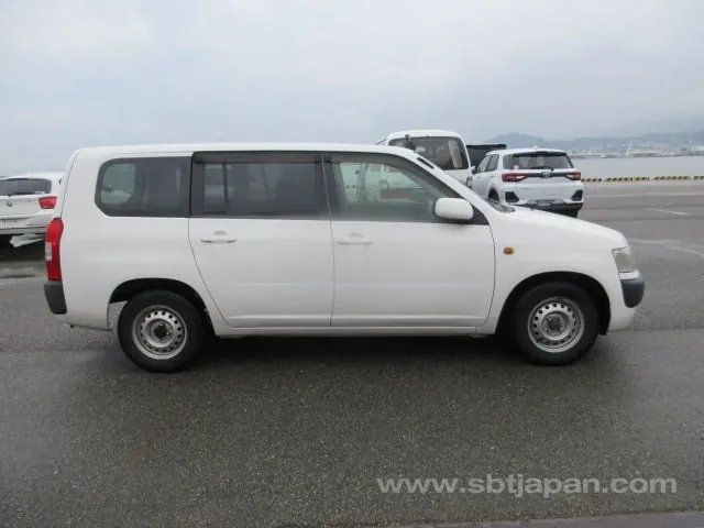 Toyota Probox Van 2013 photo 5