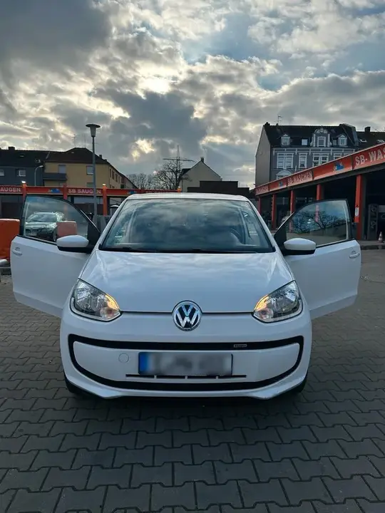 Volkswagen Up