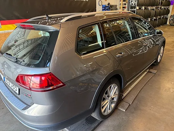 Volkswagen Golf Alltrack