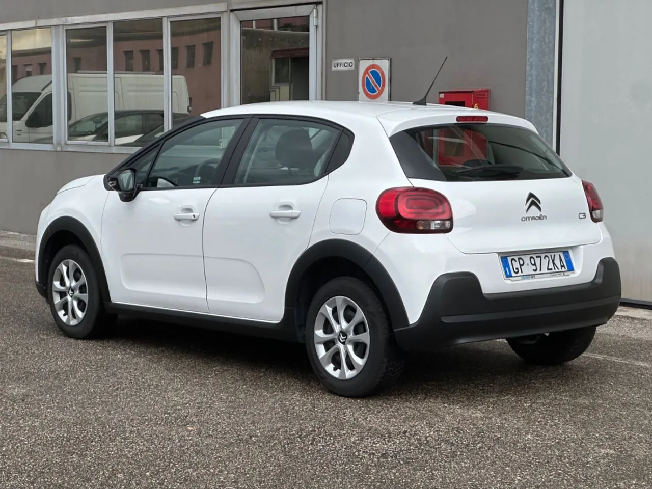 Citroen C3 2023 photo 3