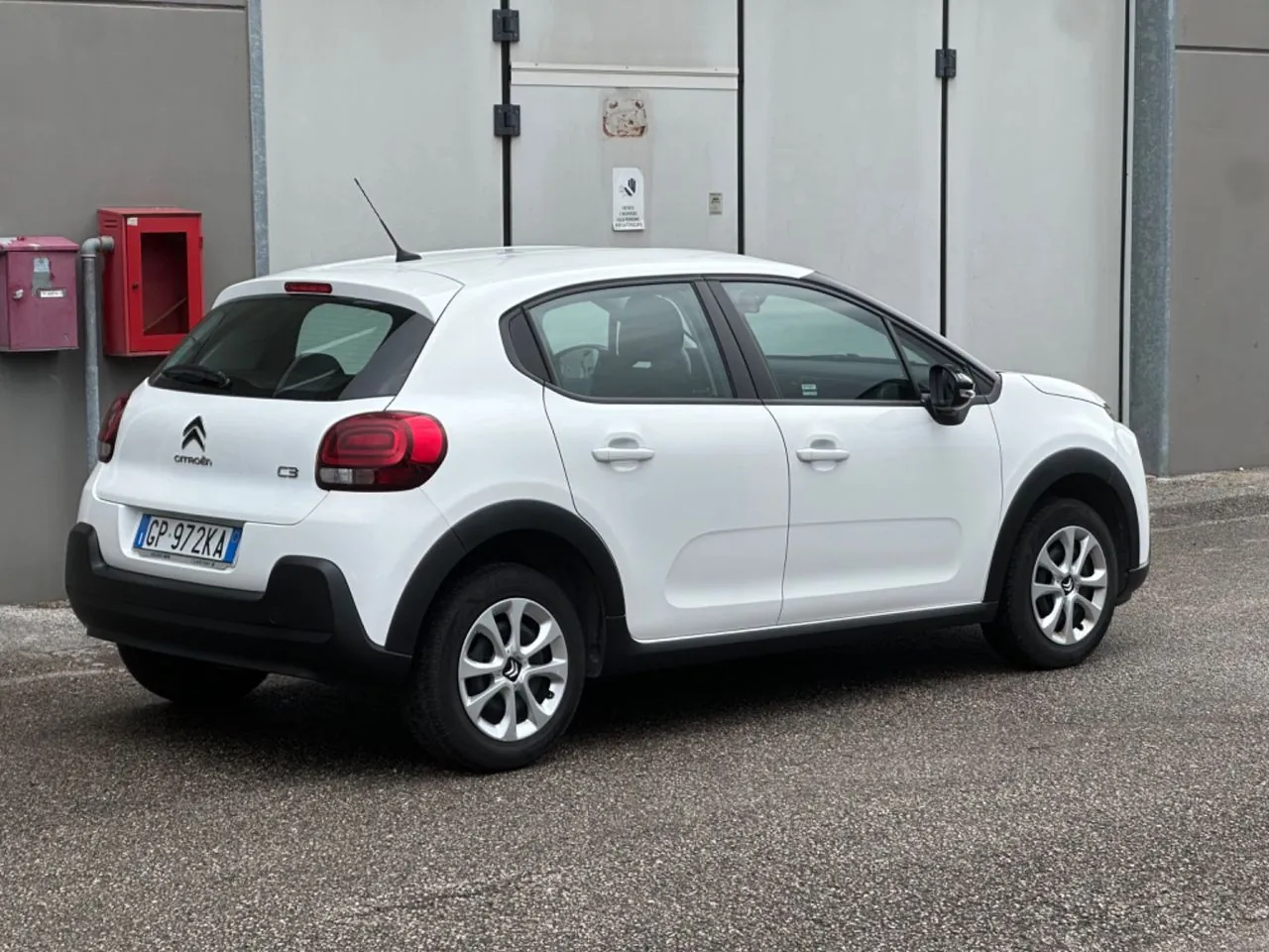 Citroen C3 2023 photo 2