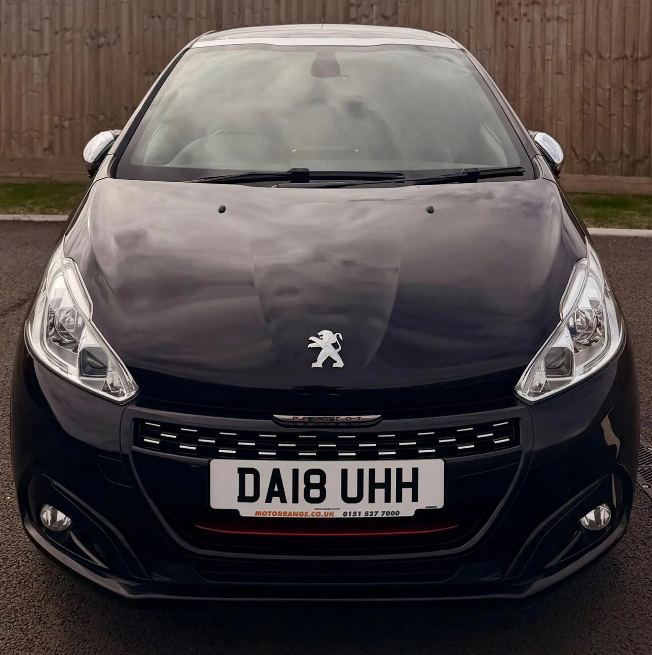 Peugeot 208 2018 photo 2