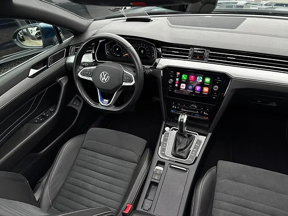 Volkswagen Passat 2022 photo 3