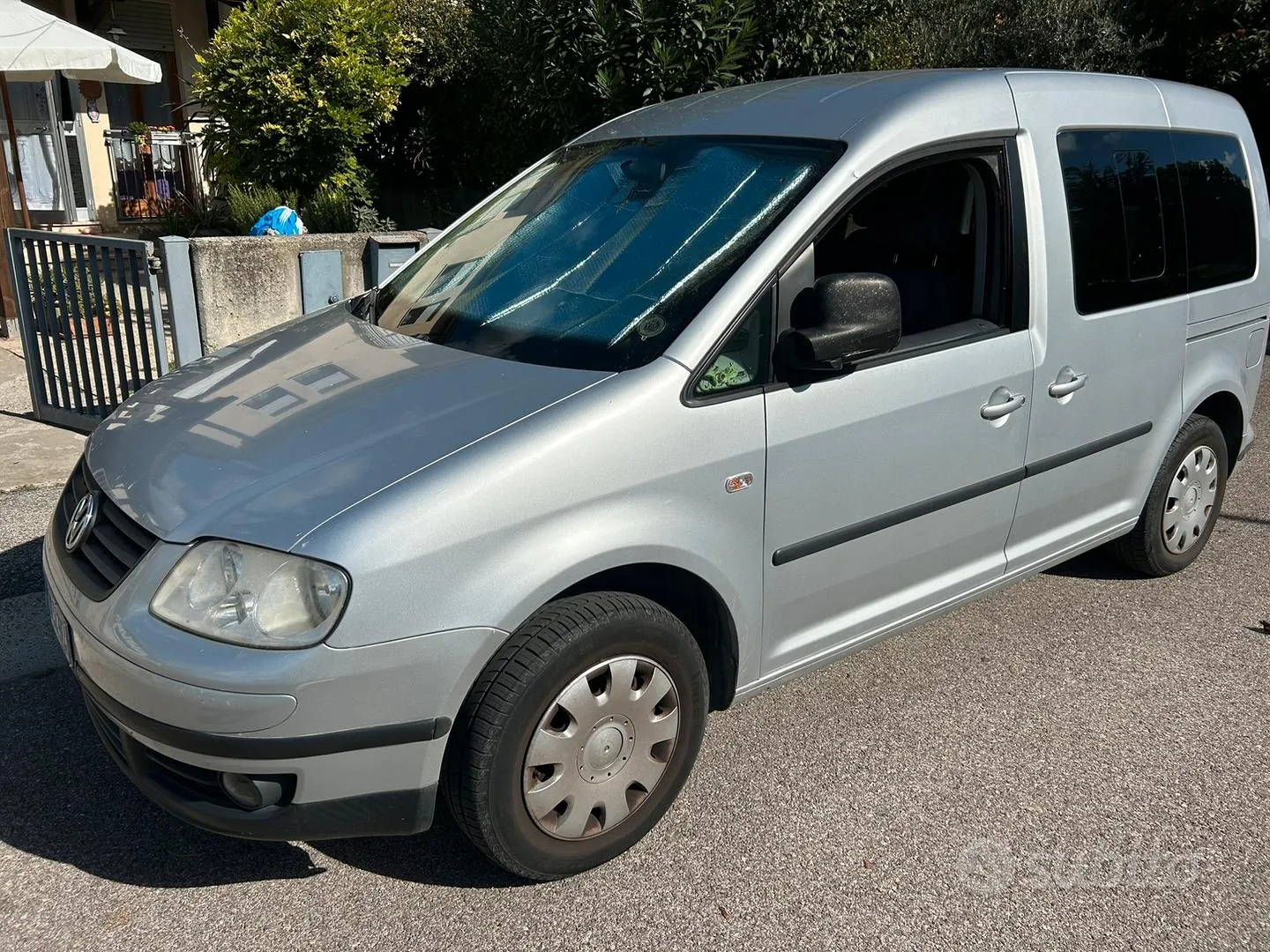 Volkswagen Caddy 2008 photo 2