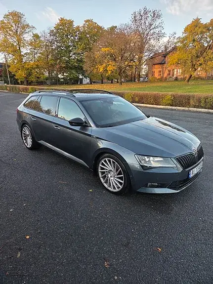 Skoda Superb 2017 photo 2