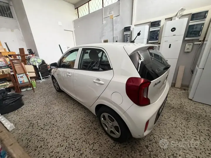 Kia Picanto 2017 photo 2