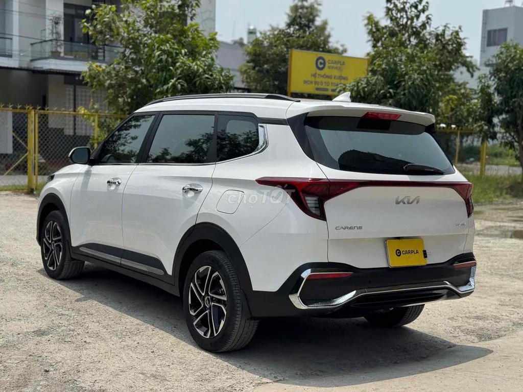 Kia Carens 2025 photo 3