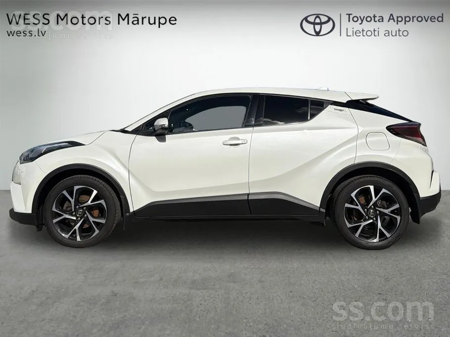 Toyota C-Hr 2020 photo 3