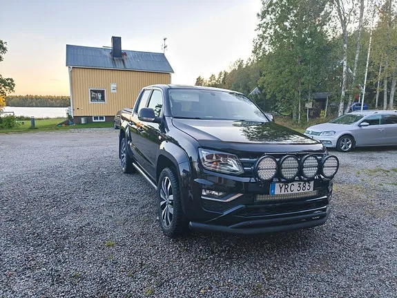 Volkswagen Amarok 2018 photo 2