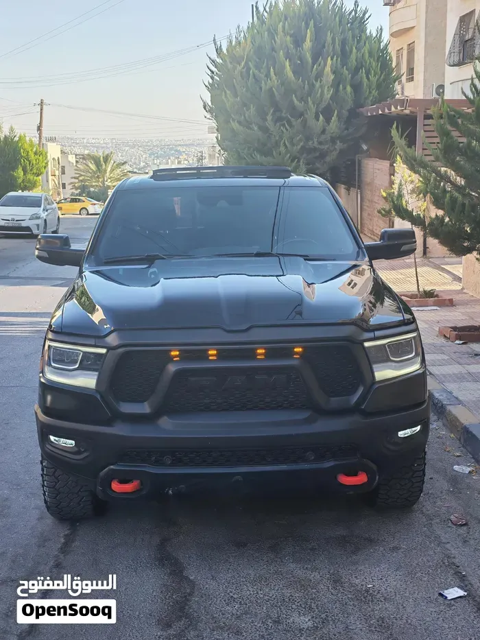 Dodge Ram Laramie 2023 photo 4