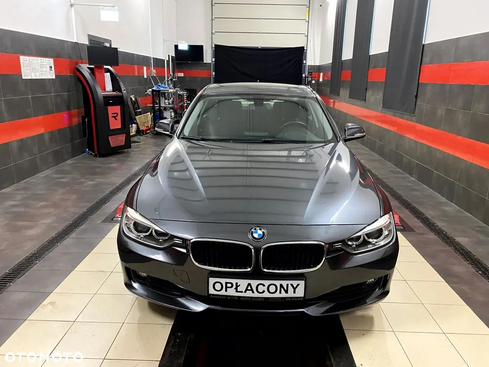 BMW 3 Series 2013 photo 4