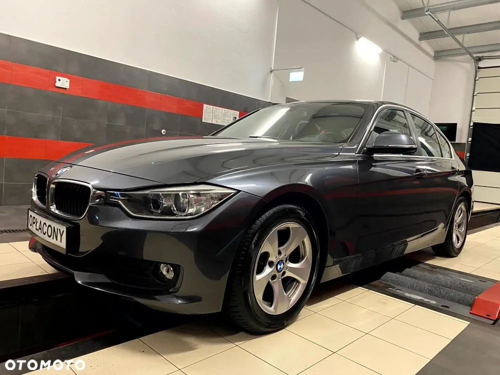 BMW 3 Series 2013 photo 3