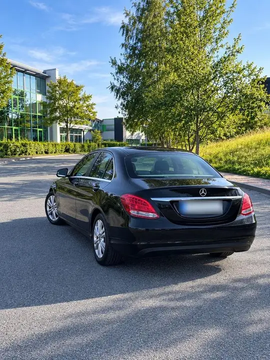 Mercedes-Benz C 220 D