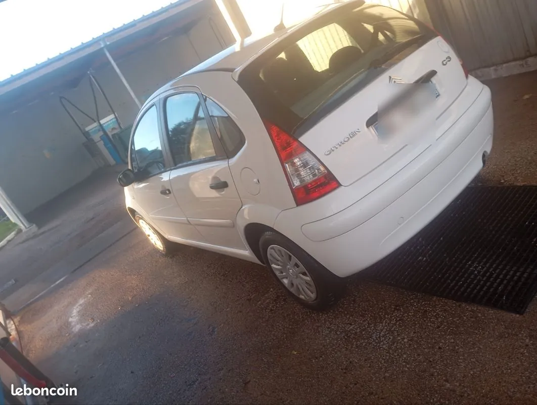 Citroen C3 2009 photo 2