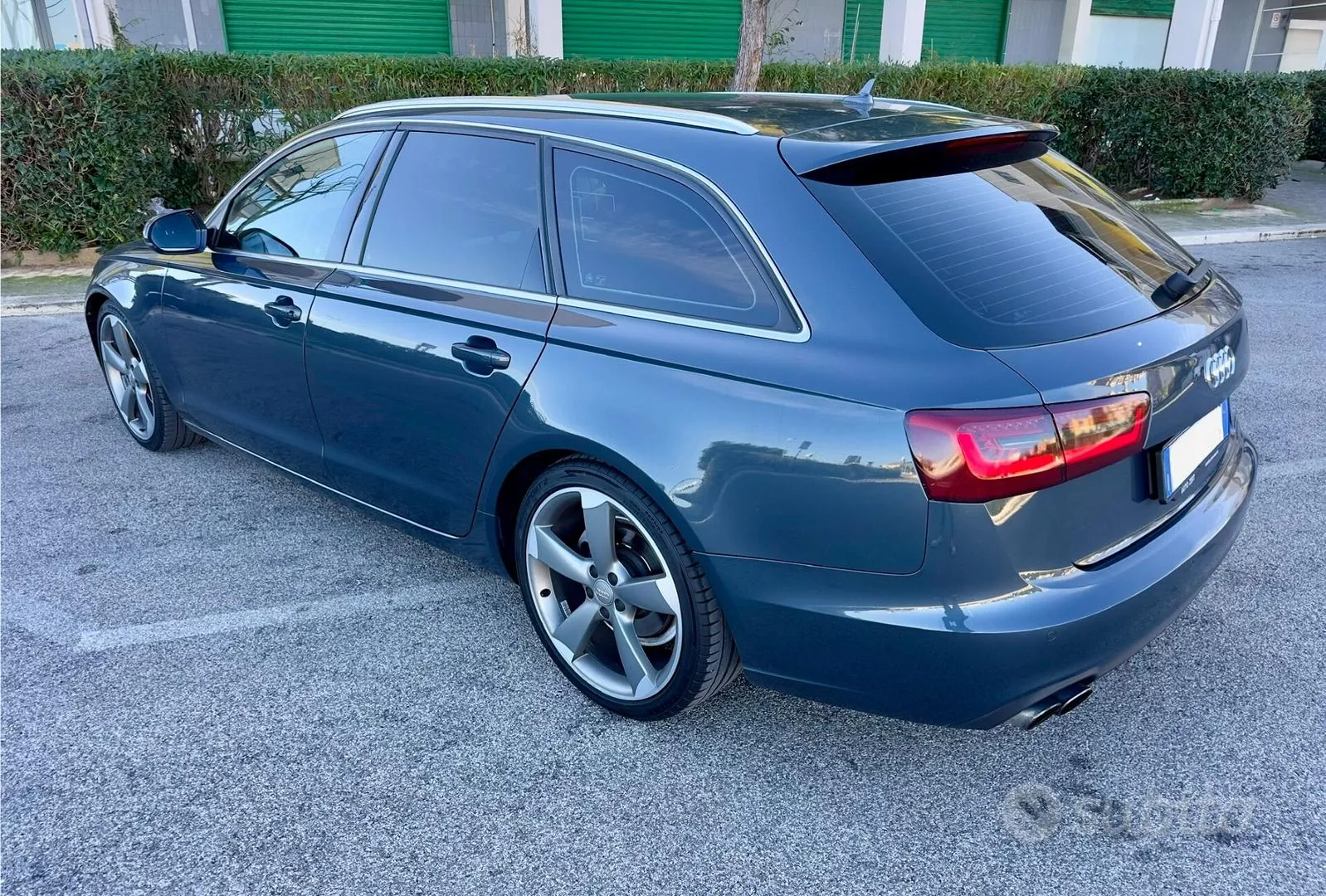 Audi A6 Avant 2012 photo 4