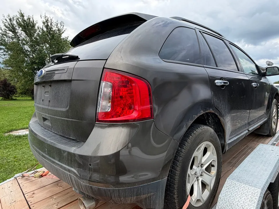 Ford Edge 2011 photo 3