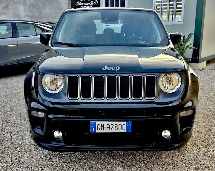 Jeep Renegade 2022 photo 2