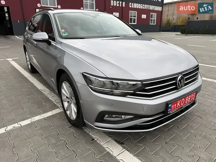 Volkswagen Passat 2021 photo 3