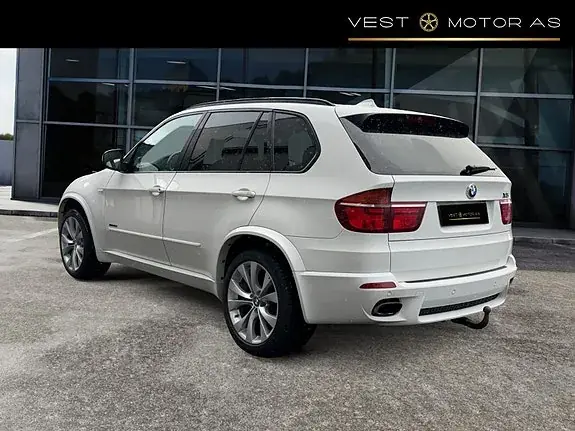 BMW X5 2010 photo 5