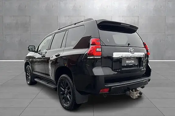 Toyota Land Cruiser 2018 photo 3